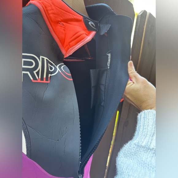 Ripcurl wetsuit size Junior 12 - Picture 8 of 11
